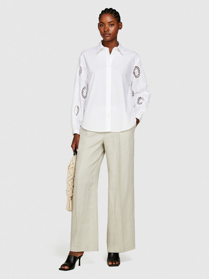 Shirt with embroidered and knotted sleeves - women's shirts - White | Sisley image number 1